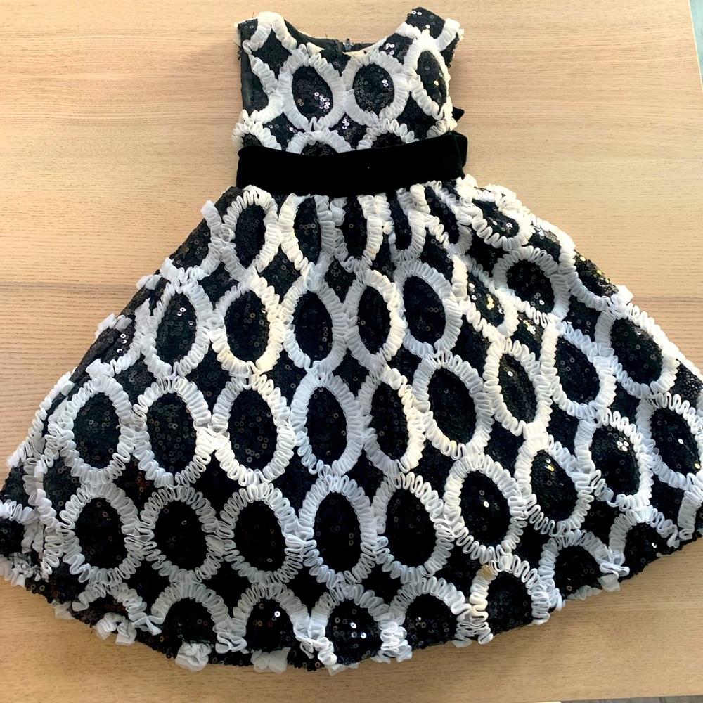 Dress for Girl  Black and White